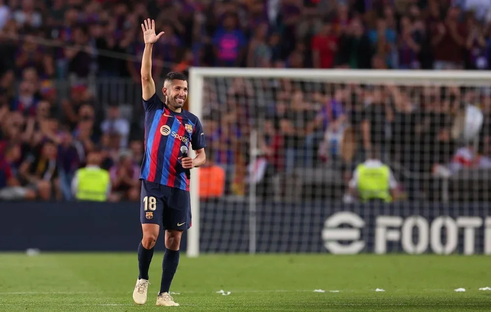 Las imágenes de la despedida de Jordi Alba, Busquets... ¡y el Camp Nou!